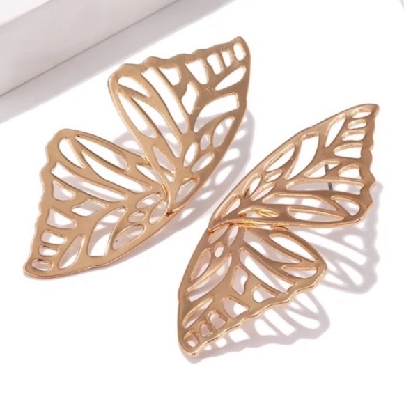New! Gold Butterfly Earrings - Picture 3 of 13